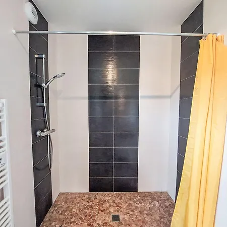 L'iroise - Ptp102 By Interhome